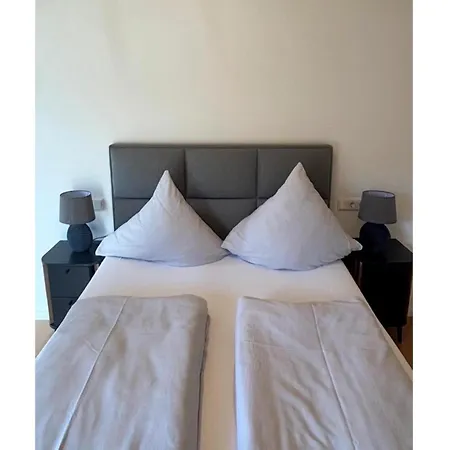 Appartamento Fuer 2 Personen In *
